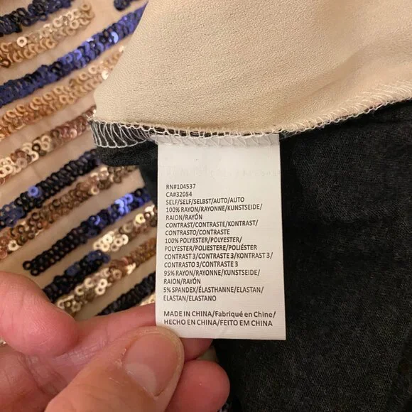 Great Anthropologie TINY Sequins Embellished Tank Knit Tops Size Medium - Picture 8 of 8